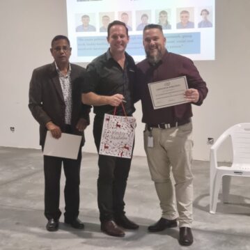 Cr. Ron Raven presented certificate and present to Jason Roebig of Bee All Natural for his continued association and support to ATAC since 2018. Jason with his wife Natasha have been very actively involved in Beekeeping education and training and have won major awards for their work with our communities.